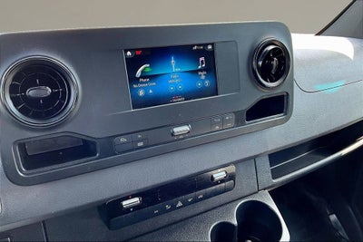 2022 Mercedes-Benz Sprinter Cargo Van 2500 STANDARD ROO