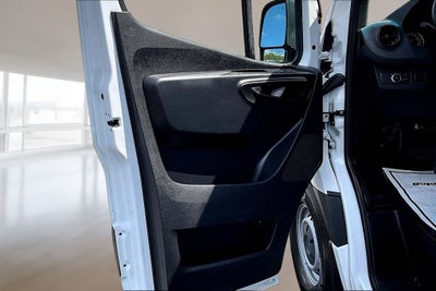 2022 Mercedes-Benz Sprinter Cargo Van 2500 STANDARD ROO