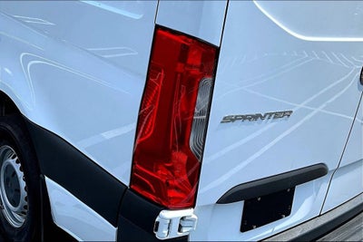2022 Mercedes-Benz Sprinter Cargo Van 2500 STANDARD ROO