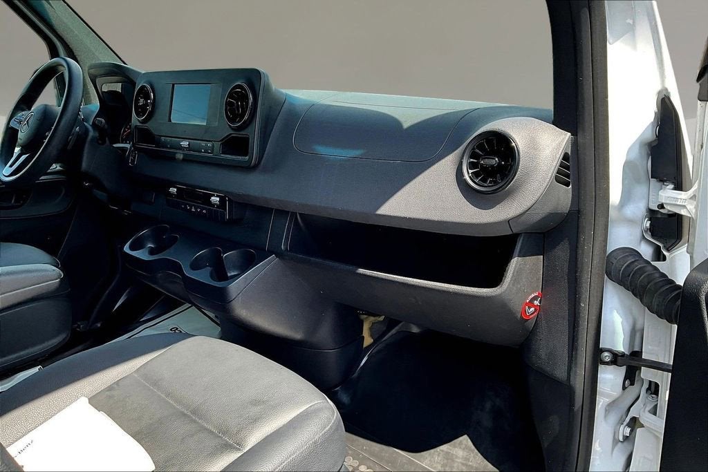 2022 Mercedes-Benz Sprinter Cargo Van 2500 STANDARD ROO
