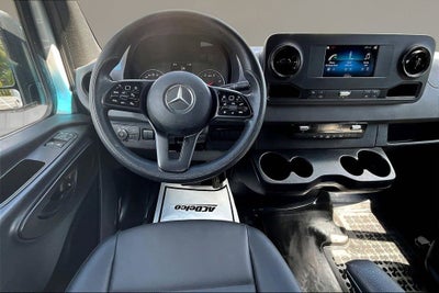 2022 Mercedes-Benz Sprinter Cargo Van 2500 STANDARD ROO