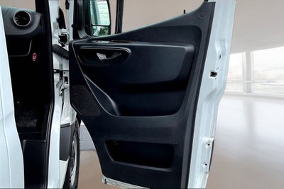 2025 Mercedes-Benz Sprinter Cargo Van Base