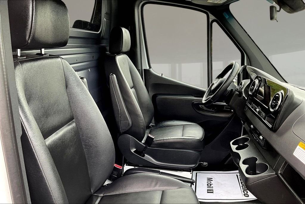 2025 Mercedes-Benz Sprinter Cargo Van Base
