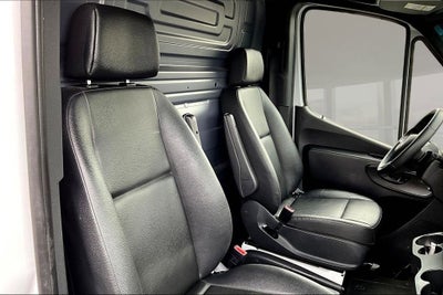 2025 Mercedes-Benz Sprinter Cargo Van Base