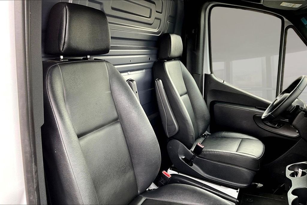 2025 Mercedes-Benz Sprinter Cargo Van Base
