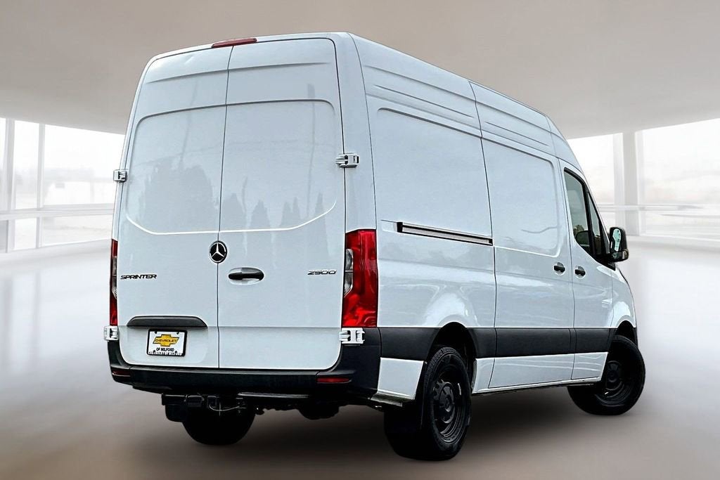 2025 Mercedes-Benz Sprinter Cargo Van Base