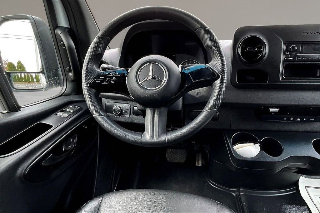 2025 Mercedes-Benz Sprinter Cargo Van Base