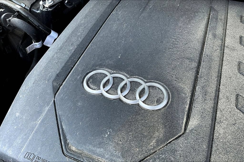 2024 Audi Q5 S line Premium Plus