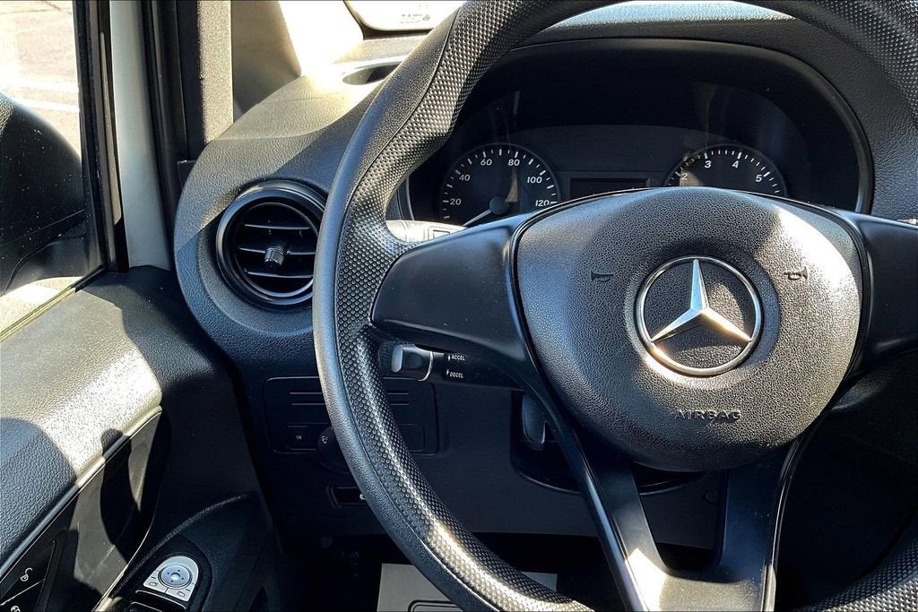2019 Mercedes-Benz Metris Cargo Van STANDARD ROOF 126