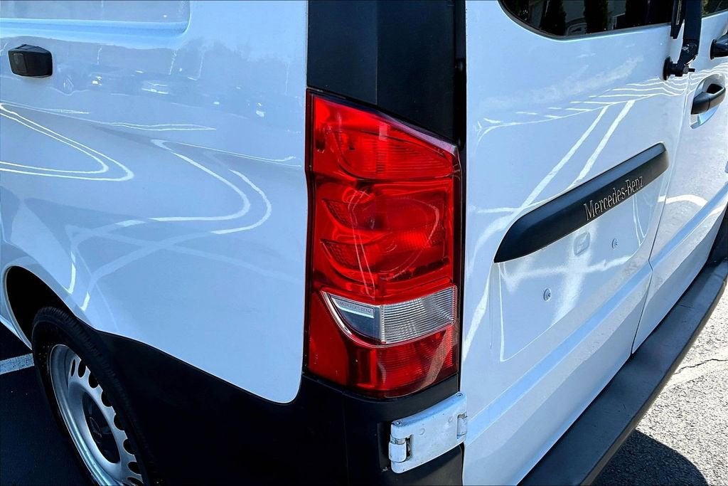 2019 Mercedes-Benz Metris Cargo Van STANDARD ROOF 126