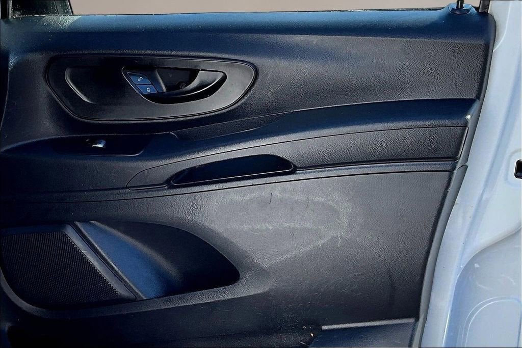 2019 Mercedes-Benz Metris Cargo Van STANDARD ROOF 126