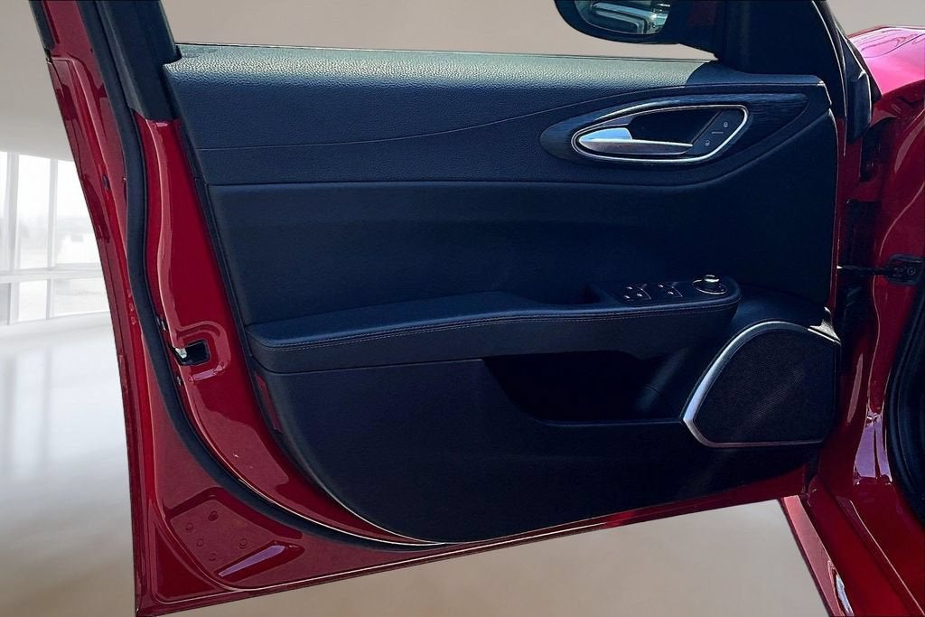 2022 Alfa Romeo Giulia 4DR SDN AWD