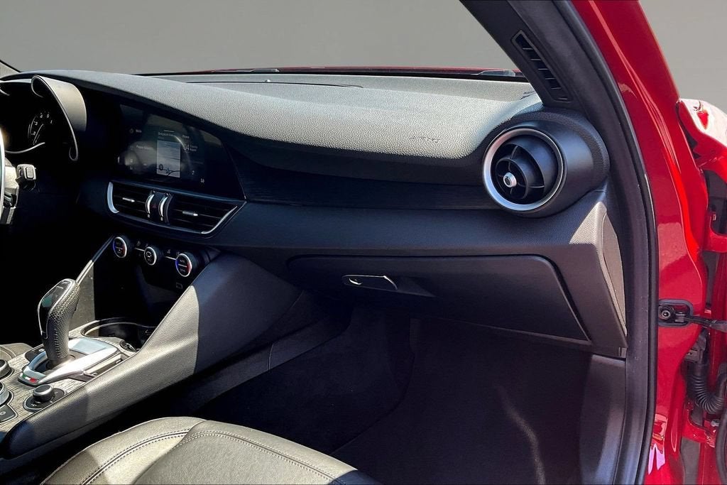 2022 Alfa Romeo Giulia 4DR SDN AWD
