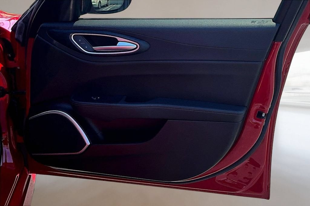 2022 Alfa Romeo Giulia 4DR SDN AWD